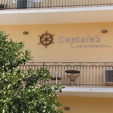 Captain'S Apartments Kionion Exterior photo
